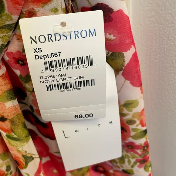 Romper - Picture 1 of 8